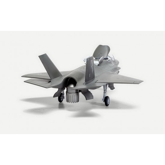 1/72 Starter Set - Lockheed Martin F-35B Lightning II 1/72 Starter Set - Lockheed Martin F-35B Lightning II