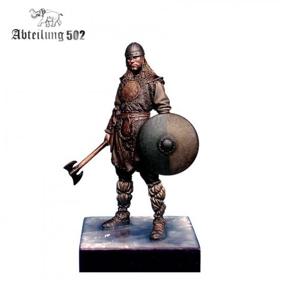 54mm Scale Hero Saxon Warrior 5th C (resin) 54mm Scale Hero Saxon Warrior 5th C (resin)