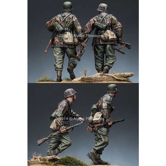1/35 WWII German WSS Infantry Set (2 Figures, Each w/2 Different Heads) 1/35 WWII German WSS Infantry Set (2 Figures, Each w/2 Different Heads)