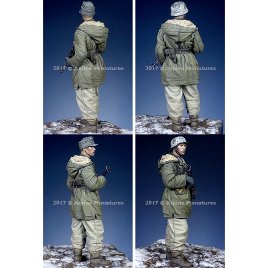 1/35 WSS NCO at Kharkov (1 figure w/2 different heads) 1/35 WSS NCO at Kharkov (1 figure w/2 different heads)