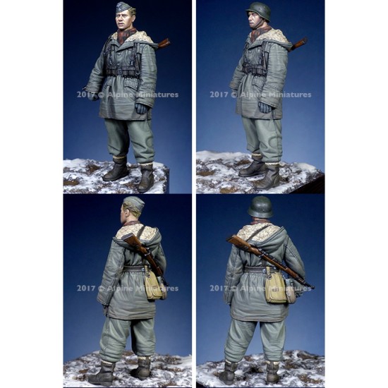 1/35 WSS Grenadier at Kharkov (1 figure w/2 different heads) 1/35 WSS Grenadier at Kharkov (1 figure w/2 different heads)