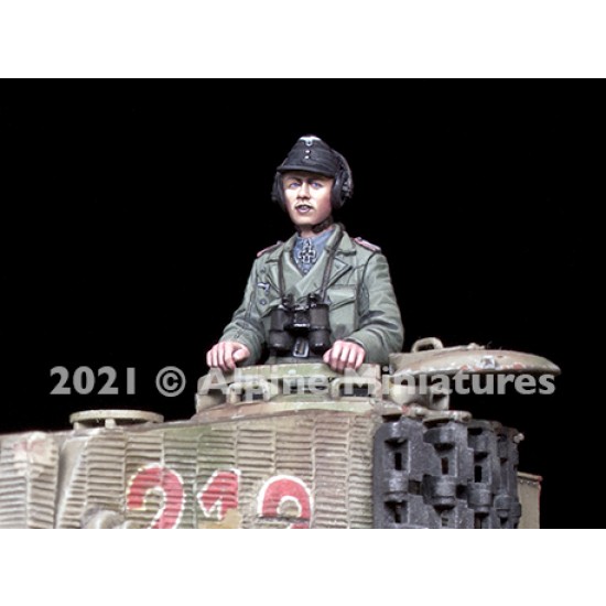 1/35 German Panzer Ace Set (2 figures)