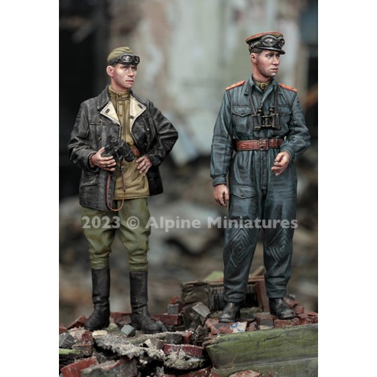 1/35 WWII Soviet Tank Officer Set (2 figures) 1/35 WWII Soviet Tank Officer Set (2 figures)
