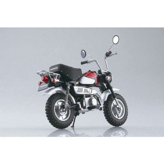 1/12 Diecast Honda Monkey Special Shasta White Motorcycle 1/12 Diecast Honda Monkey Special Shasta White Motorcycle