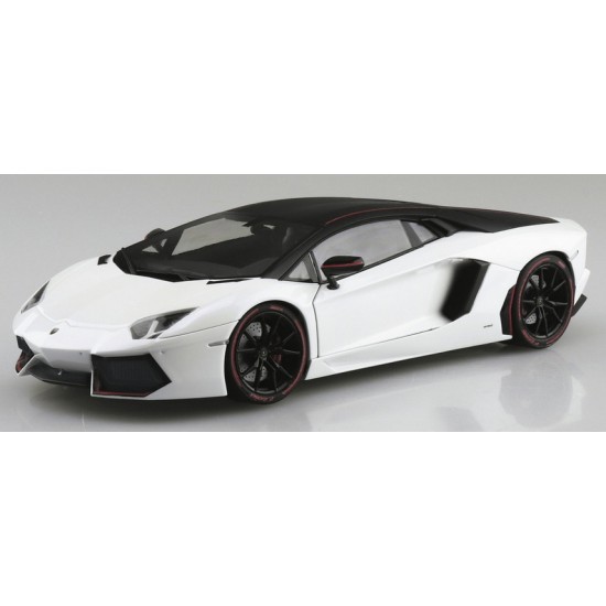 1/24 2015 Lamborghini Aventador Pirelli Edition [No.12]