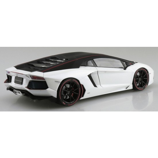 1/24 2015 Lamborghini Aventador Pirelli Edition [No.12]