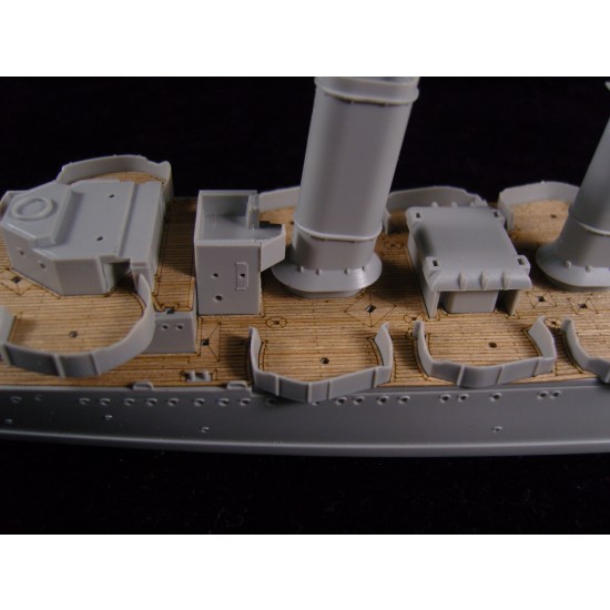 1/350 USS San Francisco CA-38 1942 Wooden Deck for Trumpeter kit #05309 1/350 USS San Francisco CA-38 1942 Wooden Deck for Trumpeter kit #05309