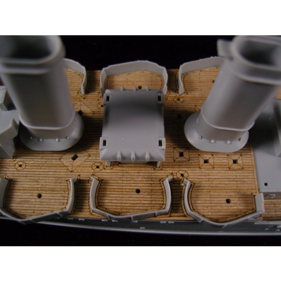 1/350 USS San Francisco CA-38 1942 Wooden Deck for Trumpeter kit #05309 1/350 USS San Francisco CA-38 1942 Wooden Deck for Trumpeter kit #05309