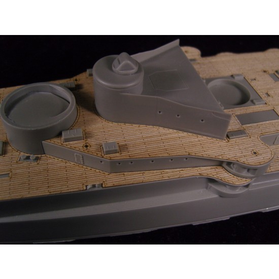 1/350 HMS Tiger Battle Cruiser 1914 Wooden Deck for Combrig kit 3534FH,3534WL 1/350 HMS Tiger Battle Cruiser 1914 Wooden Deck for Combrig kit 3534FH,3534WL