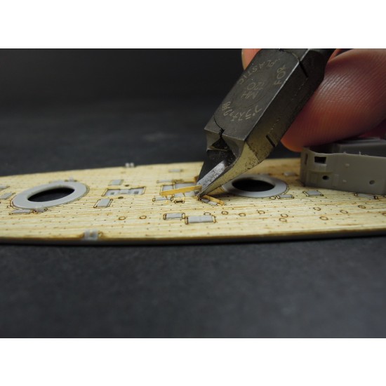 1/700 HMS Dreadnought 1907 Wooden Deck set for Trumpeter 06704 kit 1/700 HMS Dreadnought 1907 Wooden Deck set for Trumpeter 06704 kit
