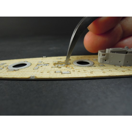 1/700 HMS Dreadnought 1907 Wooden Deck set for Trumpeter 06704 kit 1/700 HMS Dreadnought 1907 Wooden Deck set for Trumpeter 06704 kit