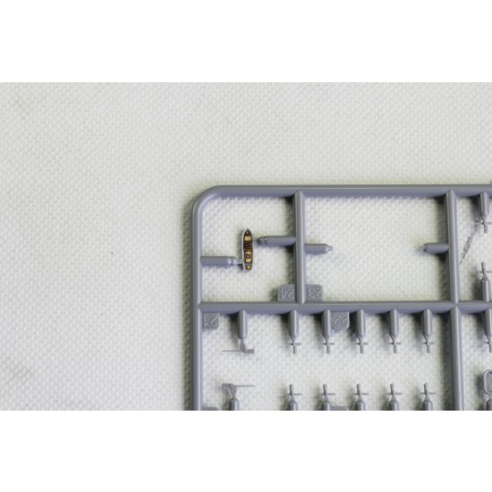 1/700 US Aircraft Carrier WASP Wooden Deck Set with Photoetch for Aoshima kit #010303 1/700 US Aircraft Carrier WASP Wooden Deck Set with Photoetch for Aoshima kit #010303