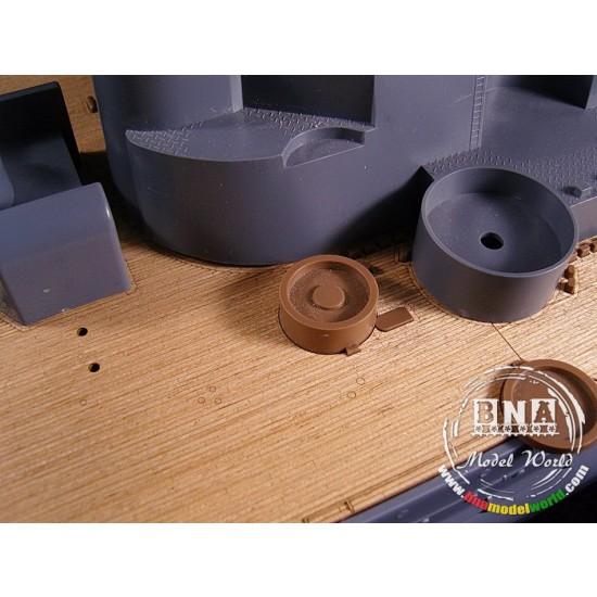 1/200 IJN Yamato Wooden Deck for Nichimo kit 1/200 IJN Yamato Wooden Deck for Nichimo kit