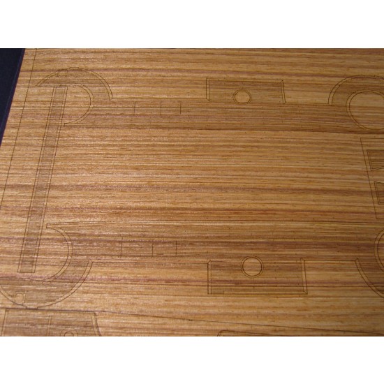 1/200 German Bismarck Battleship Wooden Deck (for Trumpeter 03702) 1/200 German Bismarck Battleship Wooden Deck (for Trumpeter 03702)