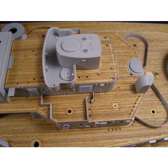 1/200 German Bismarck Battleship Wooden Deck (for Trumpeter 03702) 1/200 German Bismarck Battleship Wooden Deck (for Trumpeter 03702)