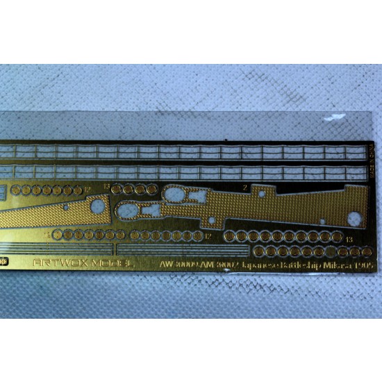 1/200 Japanese Battleship Mikasa 1902 Wooden Deck w/PE Sheet for Trumpeter 1/200 Japanese Battleship Mikasa 1902 Wooden Deck w/PE Sheet for Trumpeter