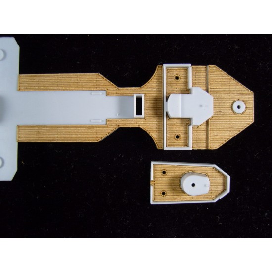 1/400 DKM Gneisenau Wooden Deck for Heller kit #81080 1/400 DKM Gneisenau Wooden Deck for Heller kit #81080