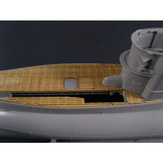 1/144 German Submarine Type VIIC/41 Wooden Deck for Revell kit #05100 1/144 German Submarine Type VIIC/41 Wooden Deck for Revell kit #05100