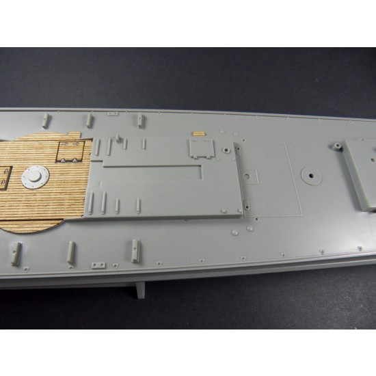 1/72 German Fast Attack Craft S-100 Wooden Deck for Revell kit #5002 1/72 German Fast Attack Craft S-100 Wooden Deck for Revell kit #5002