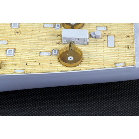 1/350 USS Alaska CB-1 Wooden Deck w/Masking & PE Sheets for Hobby Boss #86513 1/350 USS Alaska CB-1 Wooden Deck w/Masking & PE Sheets for Hobby Boss #86513