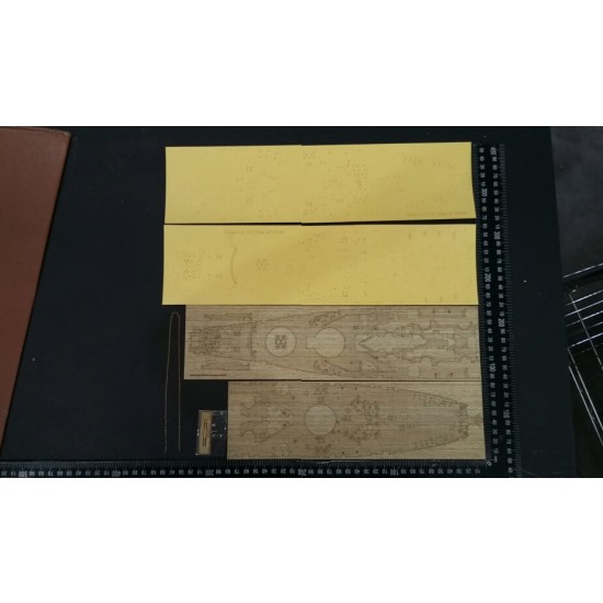 1/400 USS Missouri BB-63 Wooden Deck w/Masking Sheets & PE for Academy kit #14401 1/400 USS Missouri BB-63 Wooden Deck w/Masking Sheets & PE for Academy kit #14401