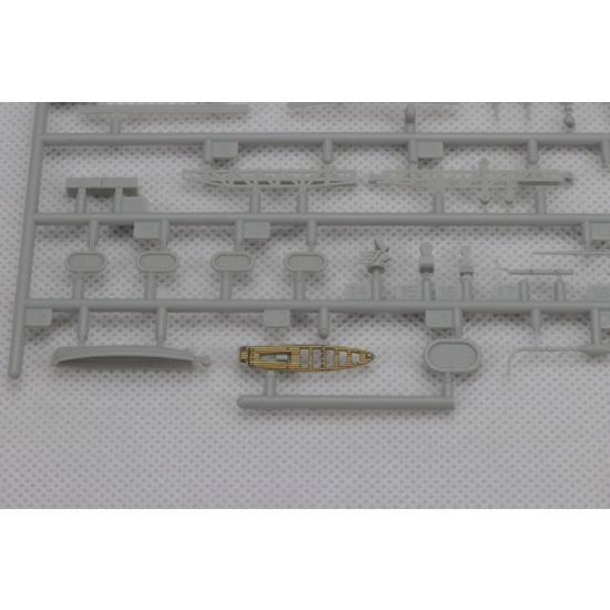 1/350 HMS Exeter Wooden Deck w/PE for Trumpeter kit #05350 1/350 HMS Exeter Wooden Deck w/PE for Trumpeter kit #05350