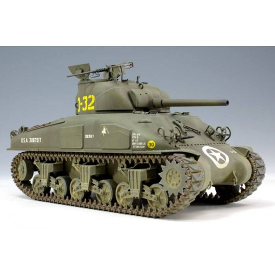 1/35 US Medium Tank M4A1 Sherman Late Production with Hedgerow Cutter 1/35 US Medium Tank M4A1 Sherman Late Production with Hedgerow Cutter