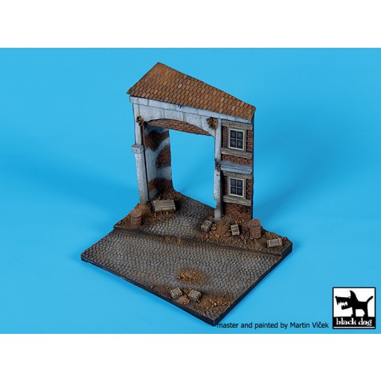 1/72 House Passageway Base 1/72 House Passageway Base