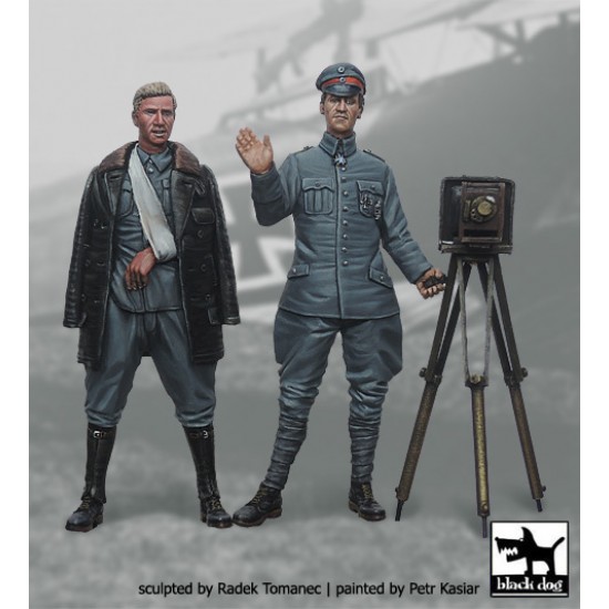 1/32 German Fighter Pilots 1914-1918 Set No.3 (2 Figures) 1/32 German Fighter Pilots 1914-1918 Set No.3 (2 Figures)
