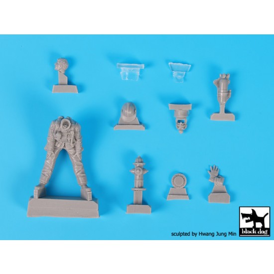 1/35 Firemen Big Set No.2 (5 Figures) 1/35 Firemen Big Set No.2 (5 Figures)
