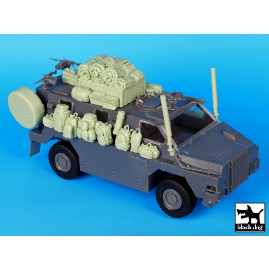 1/35 Australia Bushmaster Accessories Set for Showcase models 1/35 Australia Bushmaster Accessories Set for Showcase models