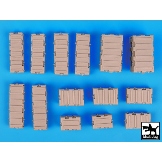 1/35 Universal Modern Plastic Boxes Set 1/35 Universal Modern Plastic Boxes Set