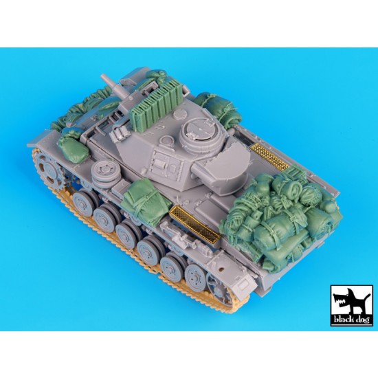 1/72 German PzKpfw III Ausf.N DAK Accessories Set for Dragon kit 1/72 German PzKpfw III Ausf.N DAK Accessories Set for Dragon kit