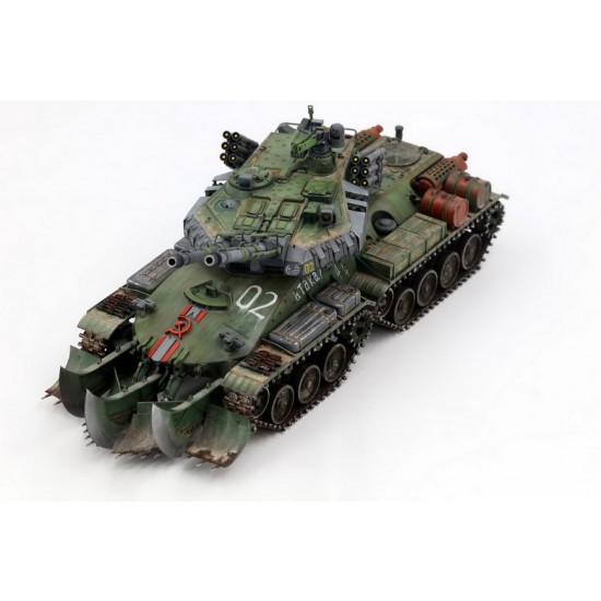 1/35 [Red Alert] Soviet Apocalypse Tank (pre-painted snap kit)