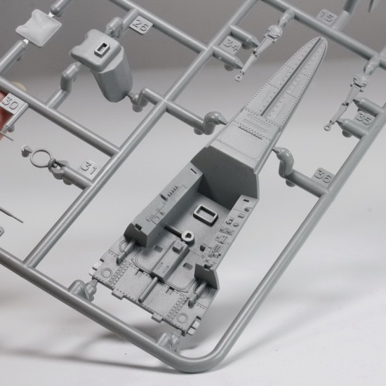 1/35 Focke-wulf Fw190A-6 w/WGr.21, Full Engine & Weapon Interior 1/35 Focke-wulf Fw190A-6 w/WGr.21, Full Engine & Weapon Interior