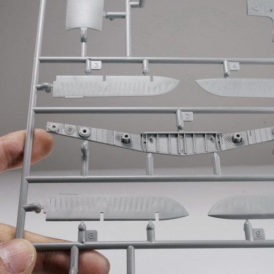 1/35 Focke-wulf Fw190A-6 w/WGr.21, Full Engine & Weapon Interior 1/35 Focke-wulf Fw190A-6 w/WGr.21, Full Engine & Weapon Interior