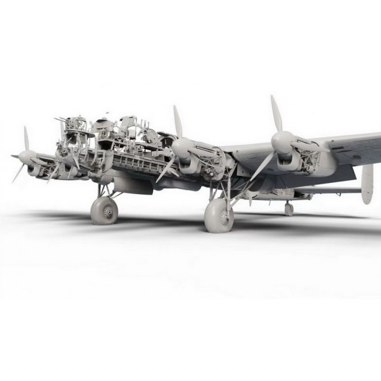 1/32 Avro Lancaster B.MK.I/III w/Full Interior