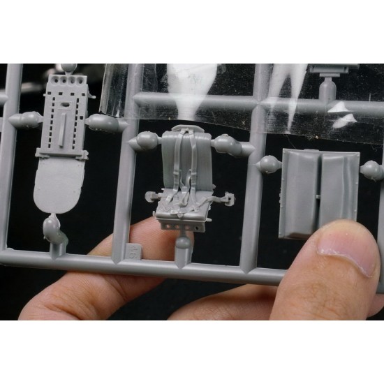 1/32 Avro Lancaster B.MK.I/III w/Full Interior 1/32 Avro Lancaster B.MK.I/III w/Full Interior