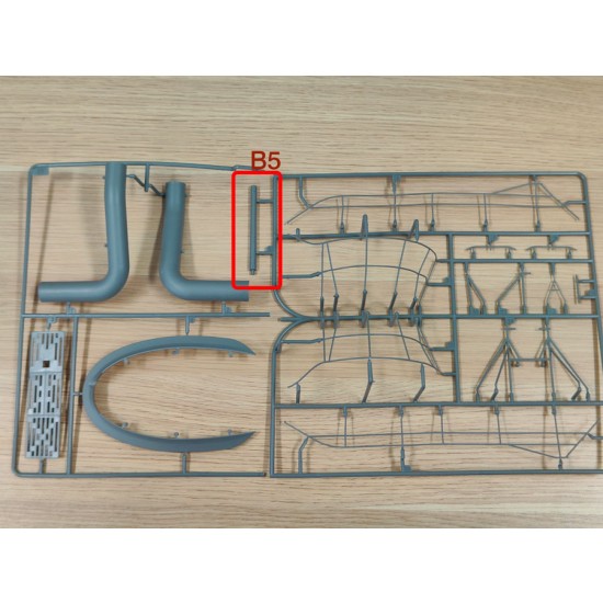 1/35 DKM Type VII-C U-Boat Submarine Bridge 1/35 DKM Type VII-C U-Boat Submarine Bridge
