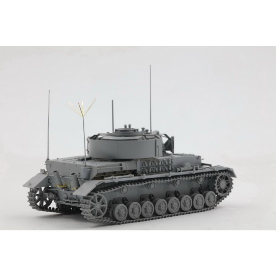 1/35 Pz.Beob.Wg.IV Ausf J w/Commander & Infantry 1/35 Pz.Beob.Wg.IV Ausf J w/Commander & Infantry