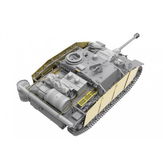 1/35 Sturmgeschutz StuG III G Late w/Full Interior, Crews & Accessories 1/35 Sturmgeschutz StuG III G Late w/Full Interior, Crews & Accessories