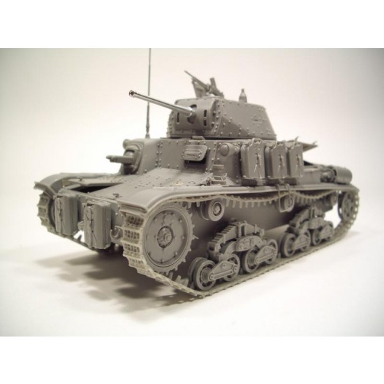 1/35 Italian Tank M15/42 Full Resin kit with Aluminium Barrel, Photoetch & Decals 1/35 Italian Tank M15/42 Full Resin kit with Aluminium Barrel, Photoetch & Decals