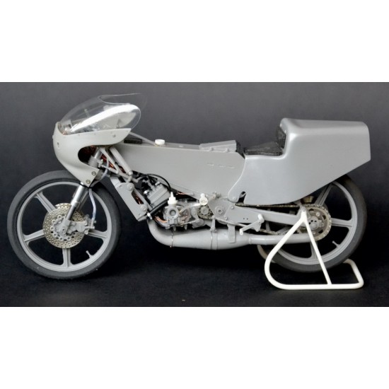 1/12 Garelli 125cc. 1987 World Champion (Driver: Fausto Gresini) 1/12 Garelli 125cc. 1987 World Champion (Driver: Fausto Gresini)