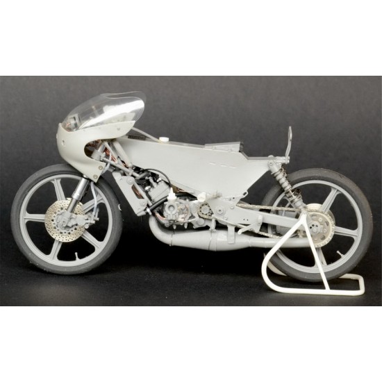 1/12 Garelli 125cc. 1987 World Champion (Driver: Fausto Gresini) 1/12 Garelli 125cc. 1987 World Champion (Driver: Fausto Gresini)
