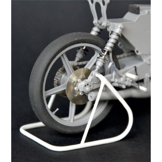1/12 Garelli 125cc. 1987 World Champion (Driver: Fausto Gresini) 1/12 Garelli 125cc. 1987 World Champion (Driver: Fausto Gresini)