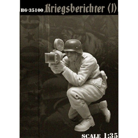 1/35 Kriegsberichter w/Arriflex 35mm Reflex Motion Picture Camera 1/35 Kriegsberichter w/Arriflex 35mm Reflex Motion Picture Camera
