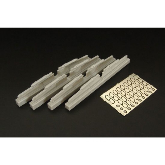 1/32 Soviet Airborne Rockets RS82 1/32 Soviet Airborne Rockets RS82