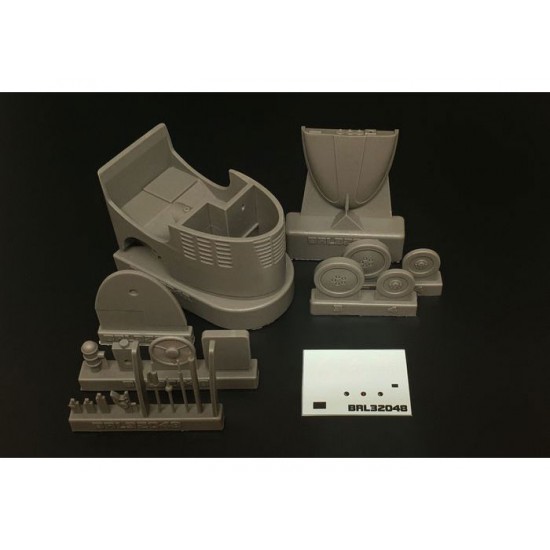 1/32 British Flight Deck Tractor Clarkat Type B 1942-1950 1/32 British Flight Deck Tractor Clarkat Type B 1942-1950