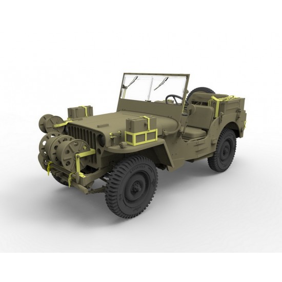 1/35 British Recce and Signals Light Truck (2 kits) w/Crews (5 figures) 1/35 British Recce and Signals Light Truck (2 kits) w/Crews (5 figures)