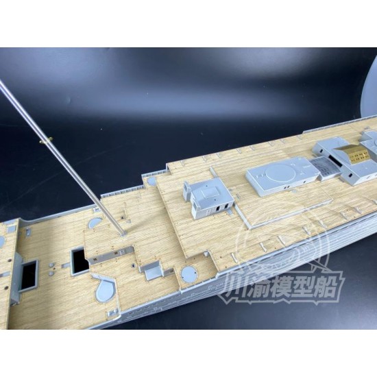 1/200 Titanic Wooden Deck Super Detail Set for Trumpeter kits #03719 1/200 Titanic Wooden Deck Super Detail Set for Trumpeter kits #03719